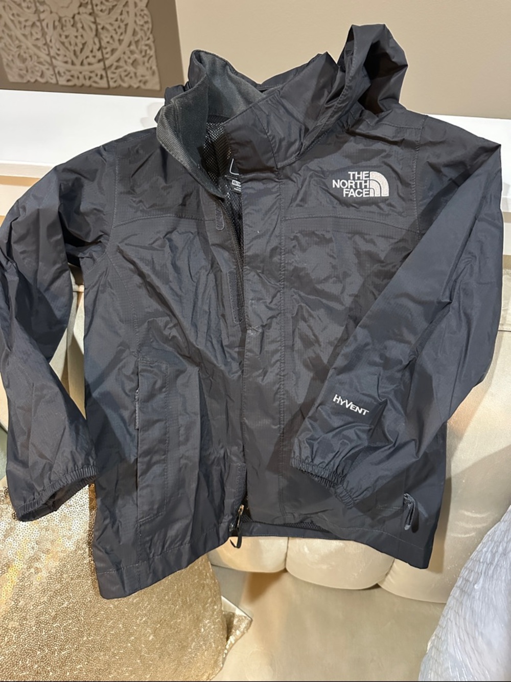 The North Face Kids Boy Black HyVent Hooded Raincoat XS
